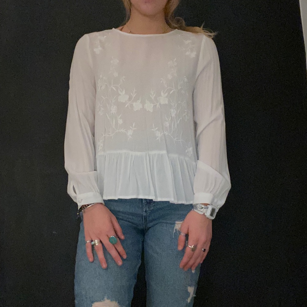 White Lucky brand blouse size medium